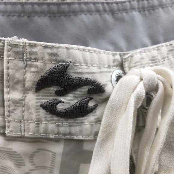 Billabong Boys Swim Shorts Size 9 White Gray Drawstring Athleisure Beach Summer - Picture 10 of 16